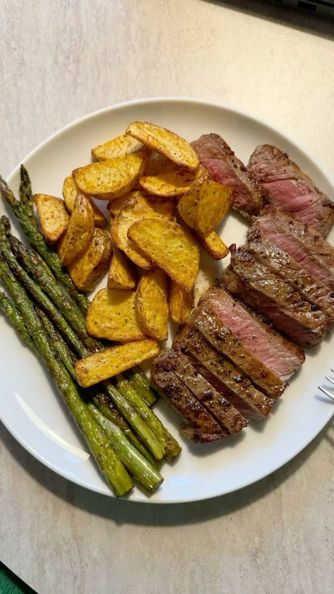 Food Hub tweet media