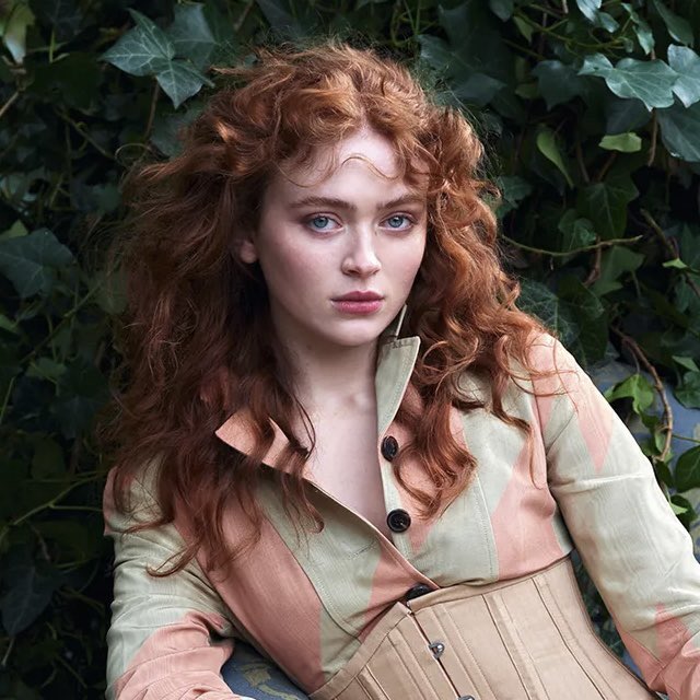 sadie sink posts tweet media