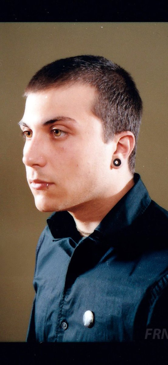 ontem a gabriete viu meu papel de parede (essa foto) e perguntou se era o luciano huck