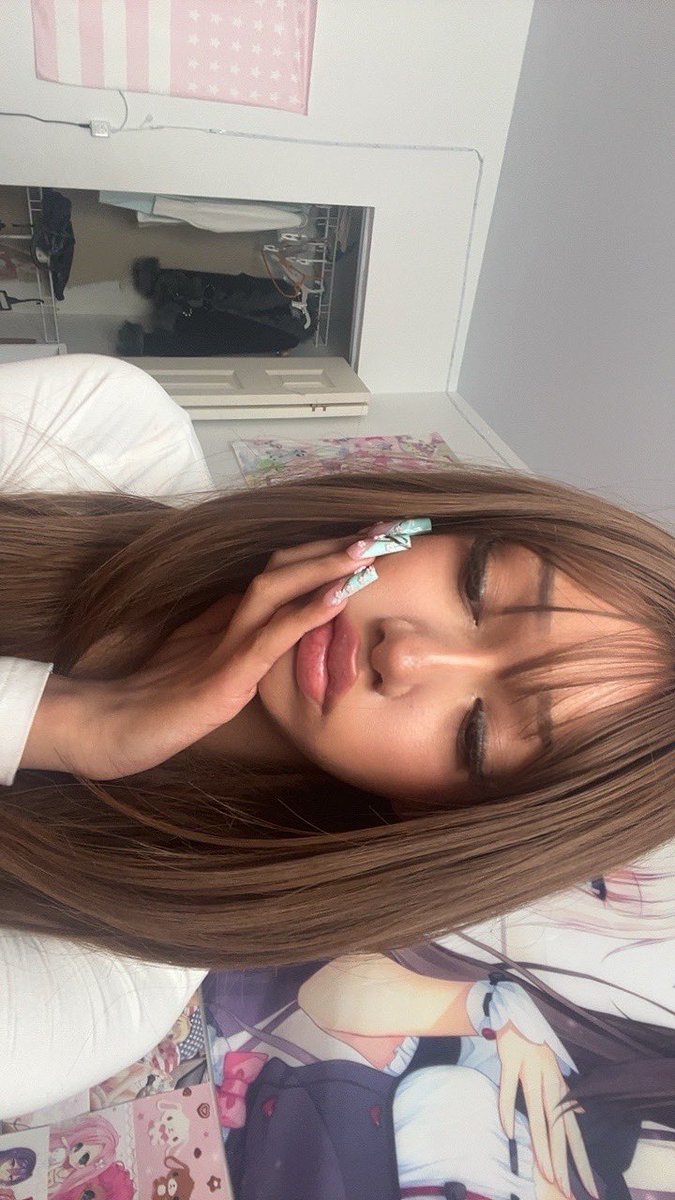 xii 🍬 tweet media