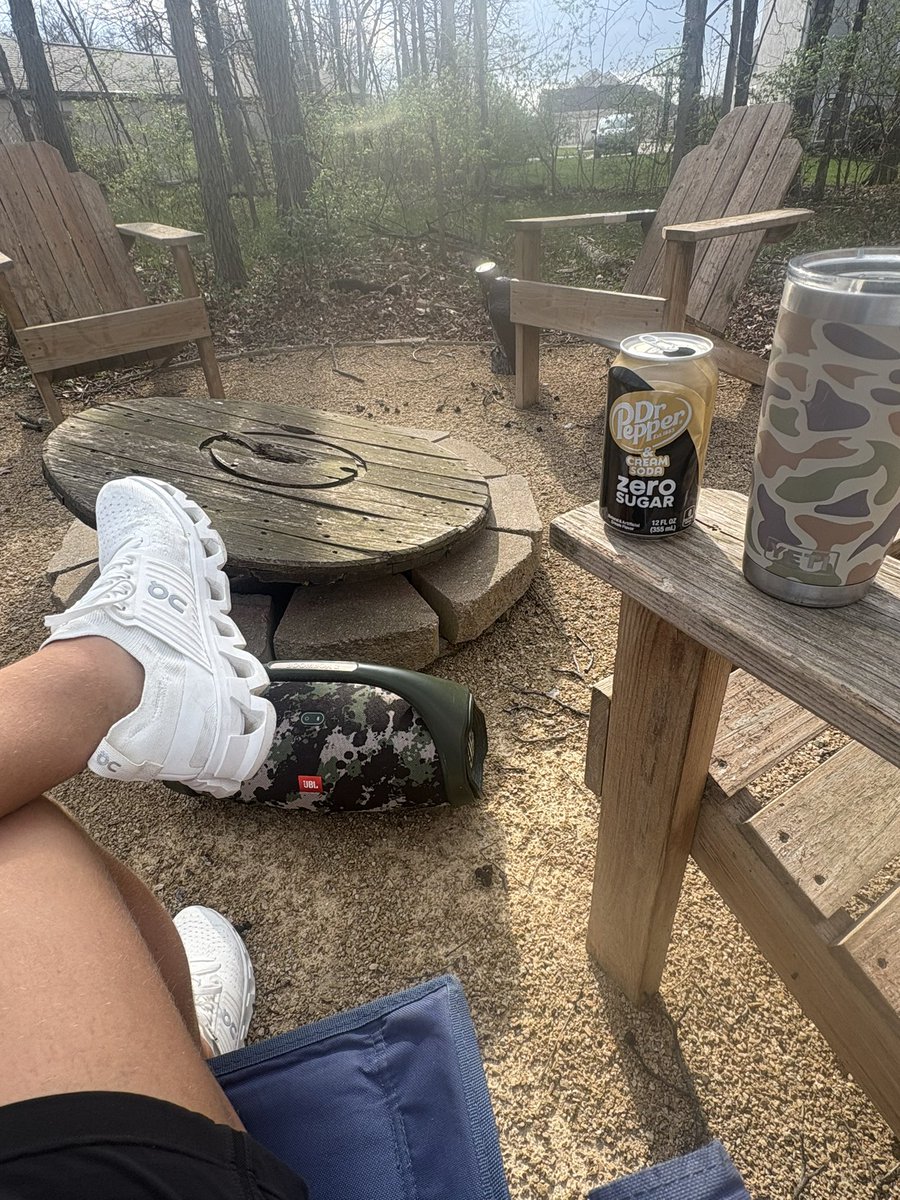 Lieutenant Cornbread tweet media