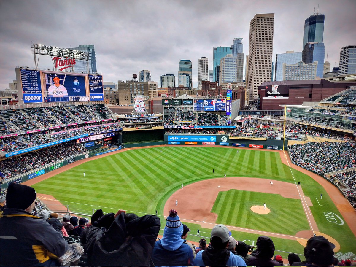 Lou Hennessy tweet media