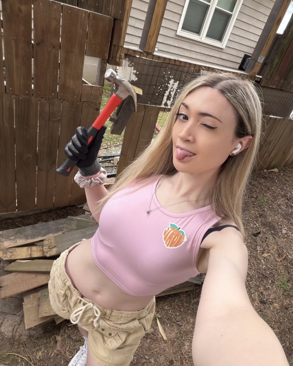 Michelle of the Otter 🦦🏳️⚧️ tweet media