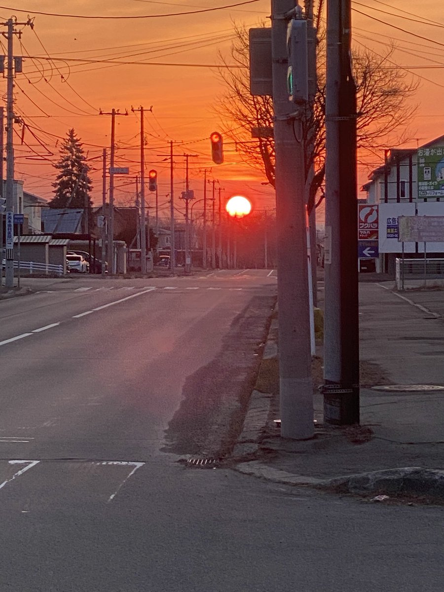 あいど tweet media