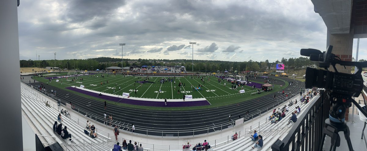 MSCarolinas_'s tweet image. #Bojangles Blazer Twilight Invitational 2026

milesplit.live/meets/716147 #milesplit #trackandfield #sctweets @LouatTheState