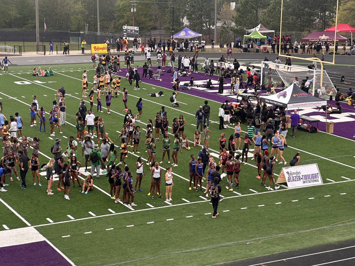 MSCarolinas_'s tweet image. #Bojangles Blazer Twilight Invitational 2026

milesplit.live/meets/716147 #milesplit #trackandfield #sctweets @LouatTheState