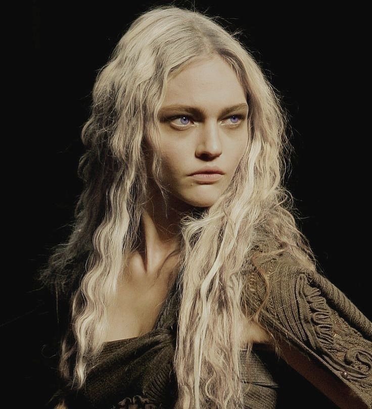 Ally ೃ༄ franchaela era tweet media