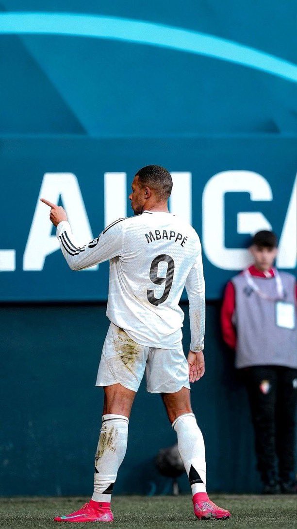 Team Mbappe tweet media