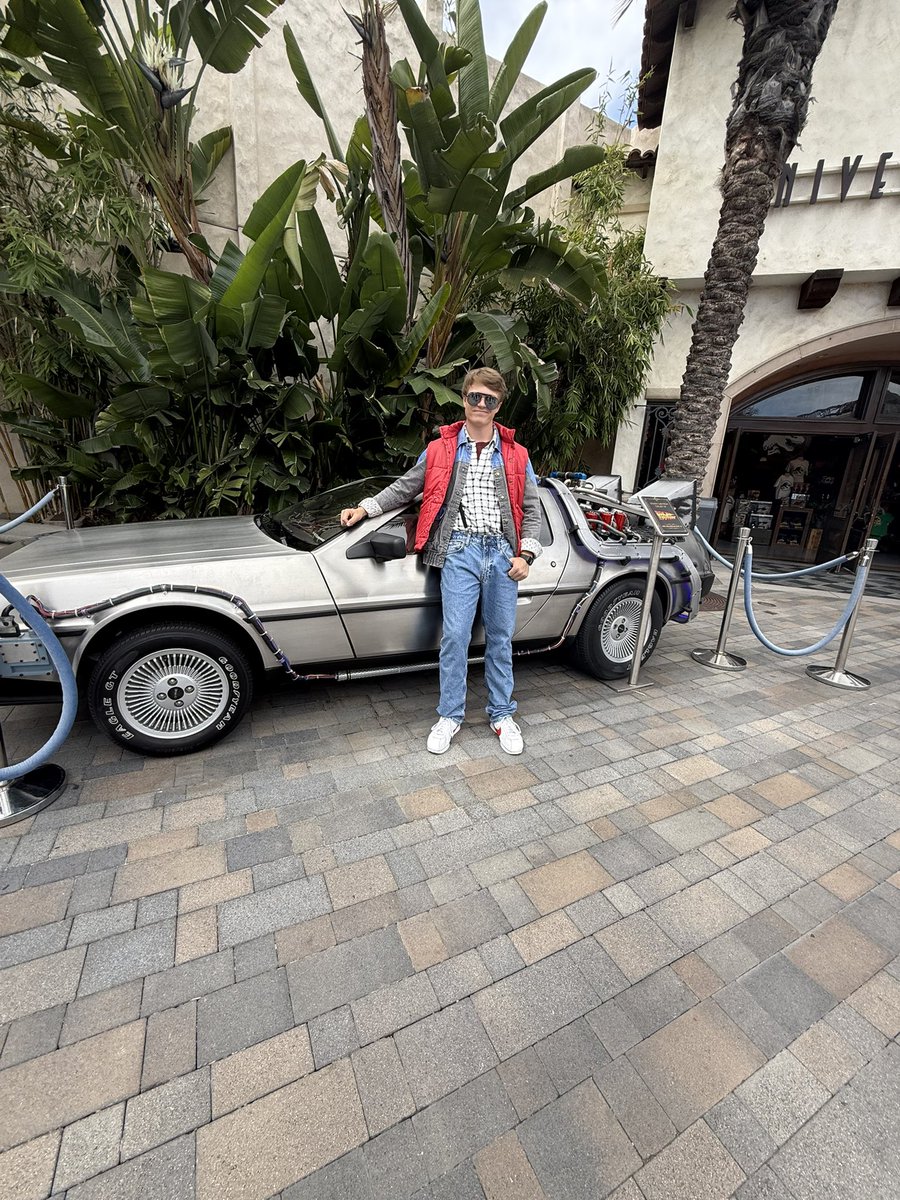 SoCalirific tweet media