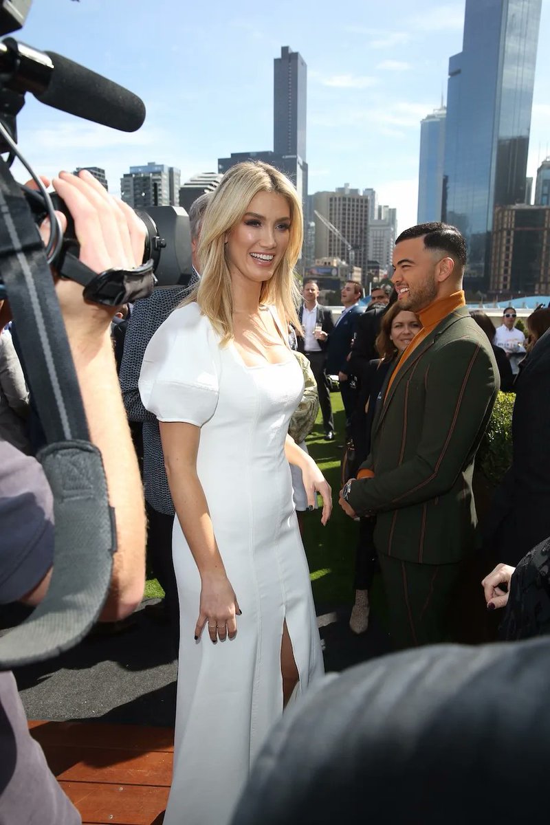 Delta Goodrem Charts tweet media
