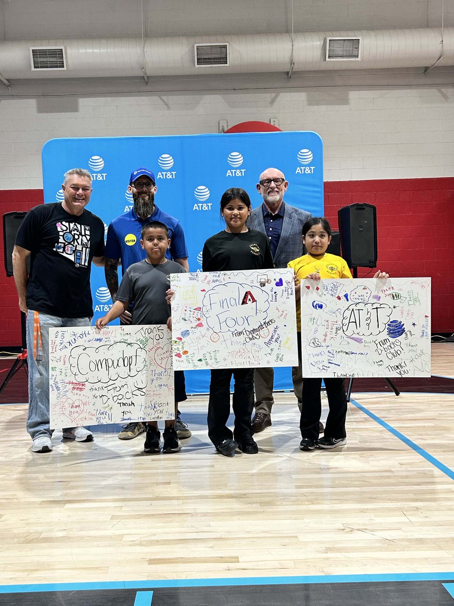 bgcarizona's tweet image. 📣 Closing the #DigitalDivide—one laptop at a time 💻✨

@ATT, Boys &amp;amp; Girls Clubs of the Valley &amp;amp; Compudopt are distributing 200 laptops to help families learn, work, and thrive.

Part of AT&amp;amp;T’s $5B Connected Learning commitment. Thank you for investing in brighter futures! 🙌