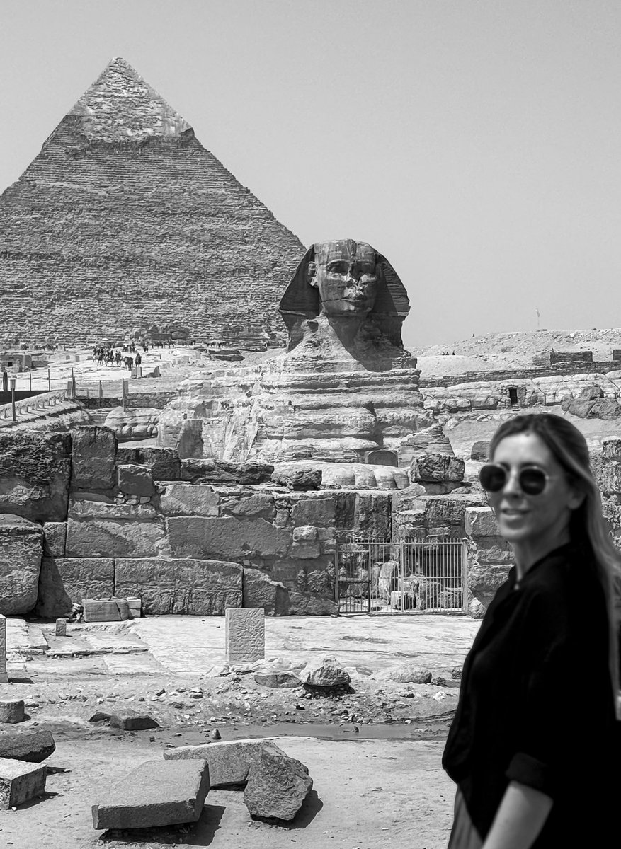 Blonde Around the World tweet media