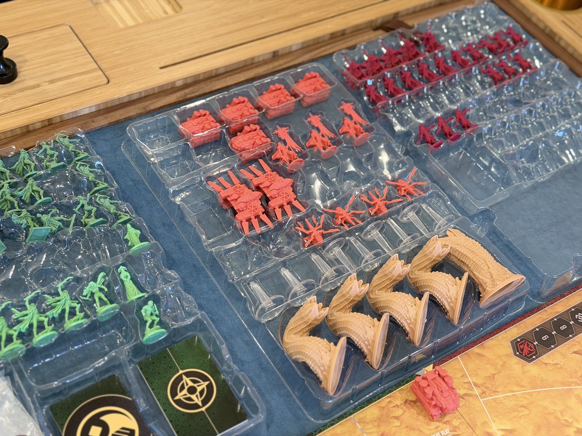 zenworm (not parody) 🎃 tweet media