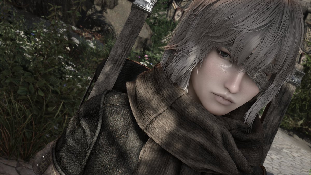 If you need another outlet to express your OCs, can't stress this enough: MAKE YOUR WAIFUS IN SKYRIM