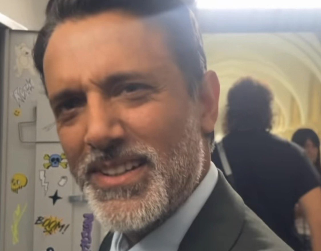 A M A N D A 💫 tweet media