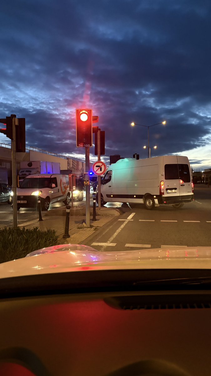 ÇAĞDAŞ | 🏊♂️ tweet media