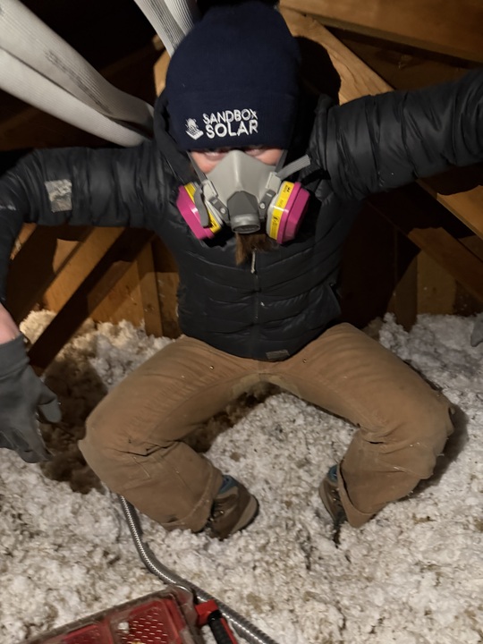 sandboxsolar's tweet image. Today, we’re shouting out the incredible women on our installation crews! Diversity makes our team stronger, smarter, and faster. It’s not just about "women in solar." It’s about the best people for the job. Period.

#WomenInSolar #Tradeswomen #SolarInstaller