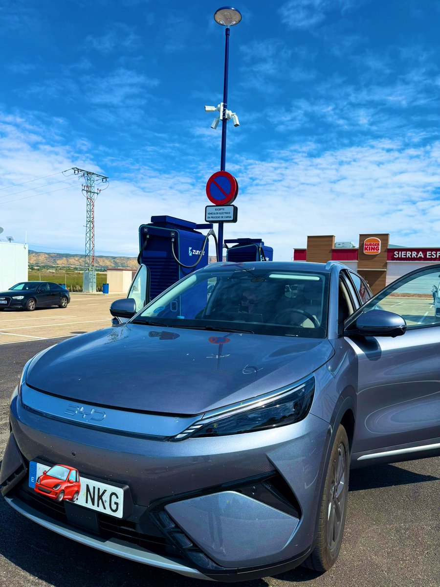 Hoy cargando en <a href="/Zunder/">michel.b.</a> al máximo del Atto 3 Evo.
Conclusión incómoda: viajar en eléctrico en España YA es viable.
¿Perfecto? No.  
¿Suficiente? Sí.
Seguir diciendo que no se puede viajar empieza a ser más excusa que realidad.
Mientras algunos dudan… otros ya estamos en ruta ⚡️