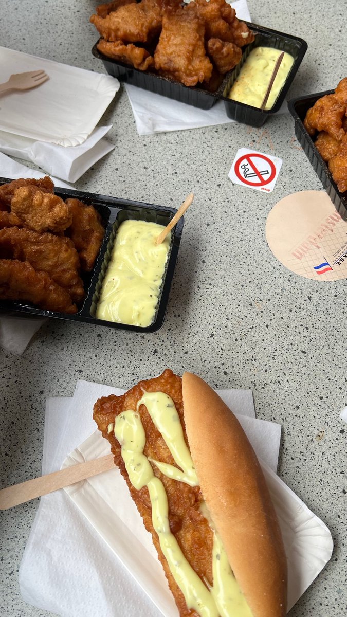 saša🇲🇰brazil tweet media