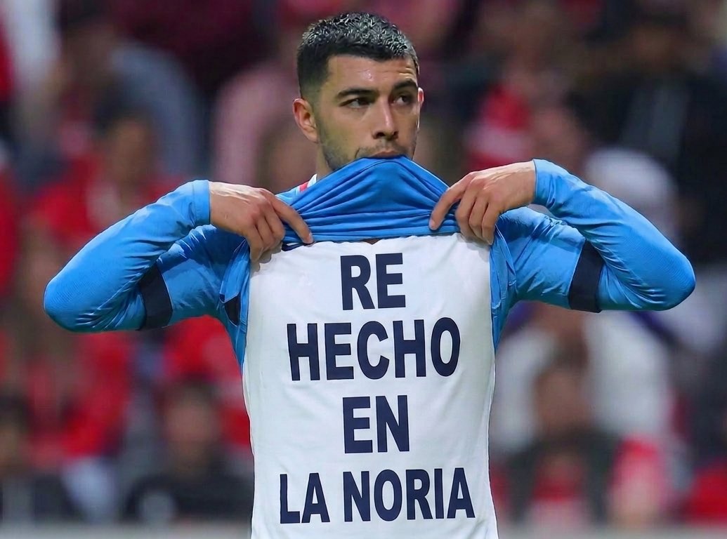 Paradelismo 💙 #Graciasporla9Vigon💙🏆 tweet media