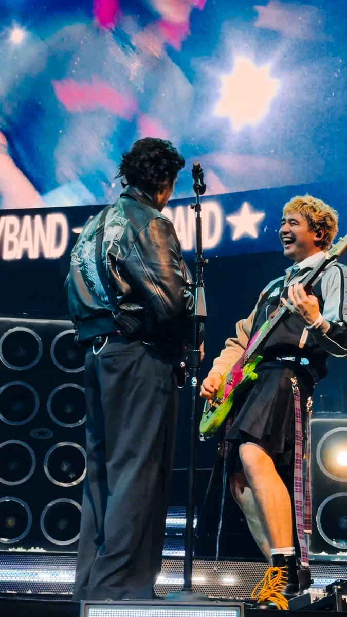 best of 5sos tweet media