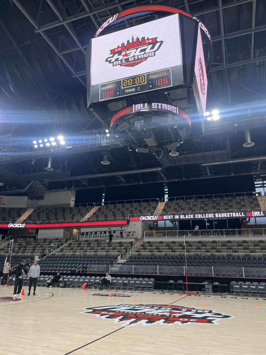 workoutke_'s tweet photo. It's been a great experience attending the HBCU All-Stars Award Ceremony and the HBCU All-Stars Pro Combine while being out here in Indianapolis for Final Four weekend. 🙏🏽🏀 https://t.co/6S5pYd3UeC