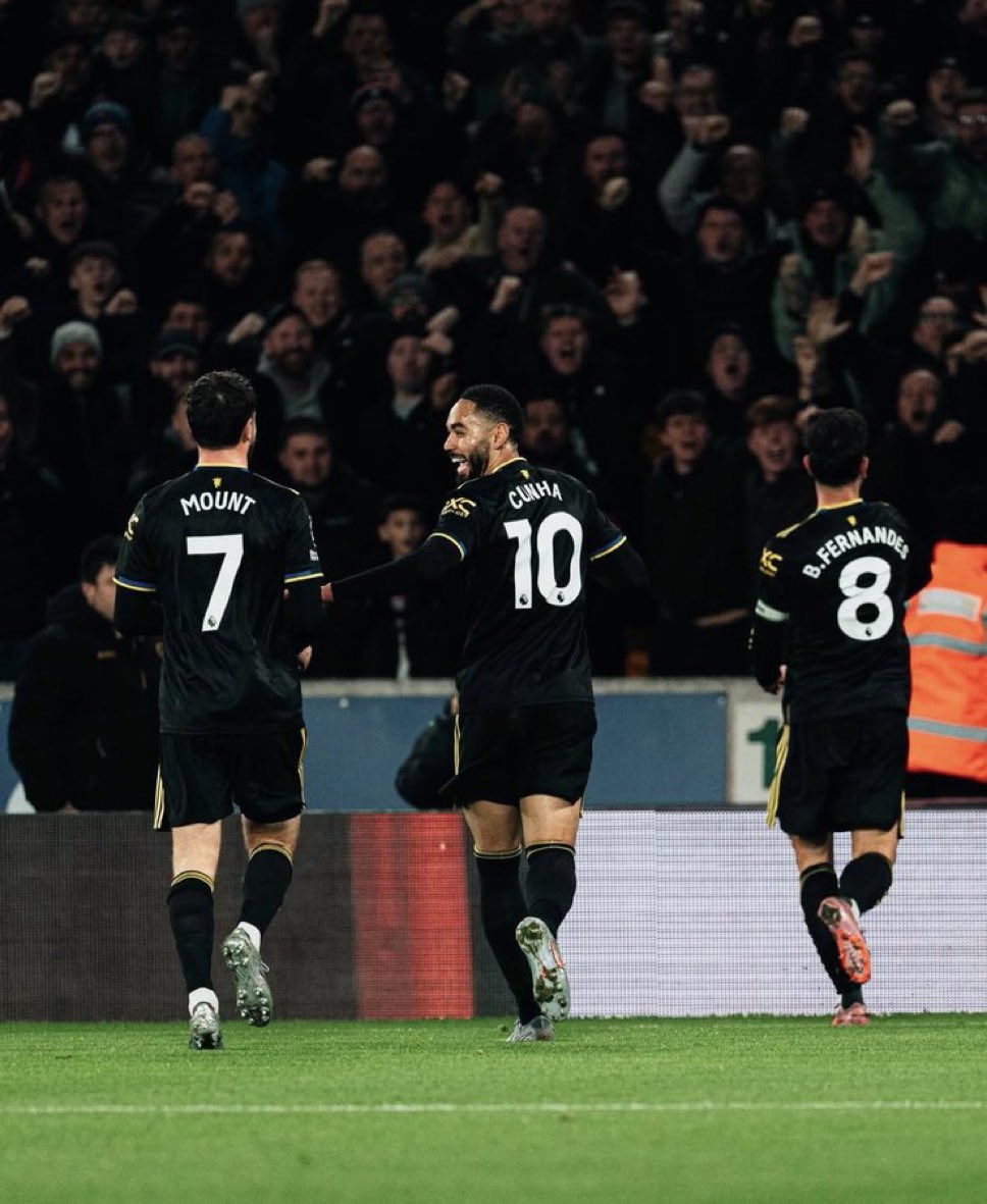 𝐅𝐚𝐧 𝟏𝟎 tweet media