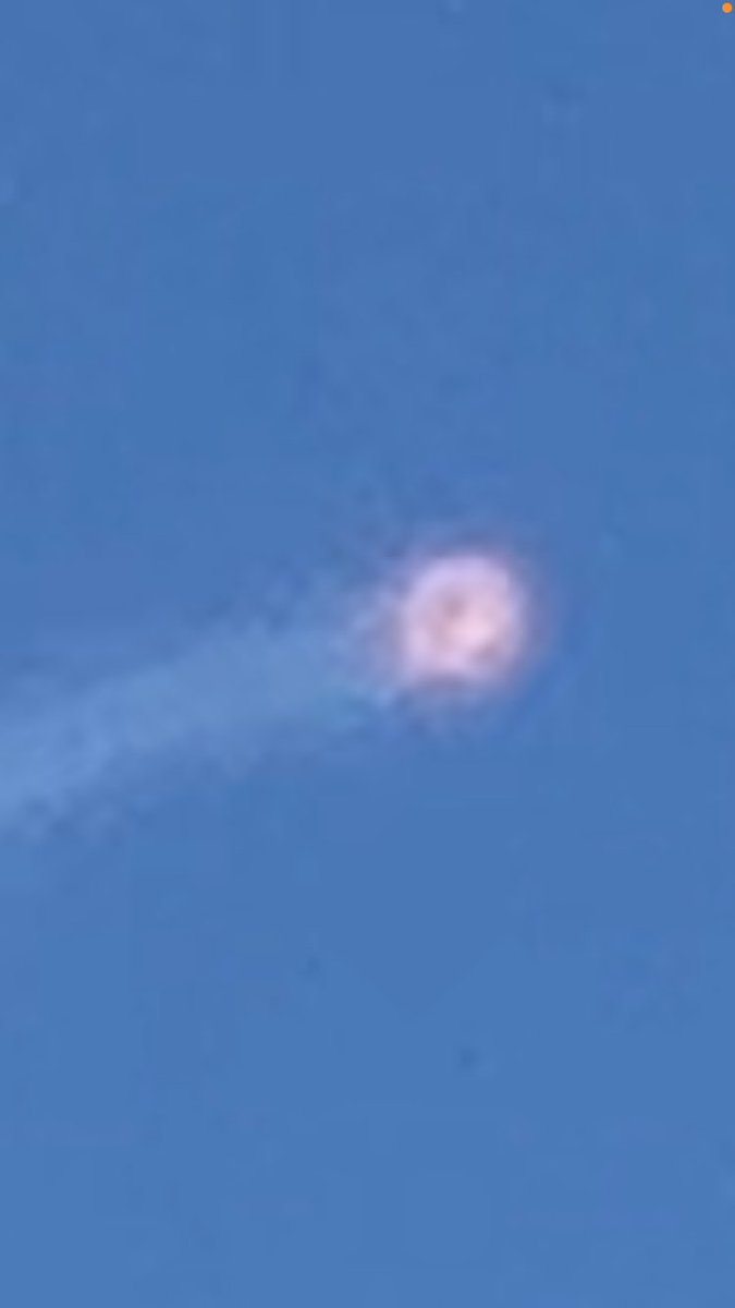 Michael Bustell tweet media