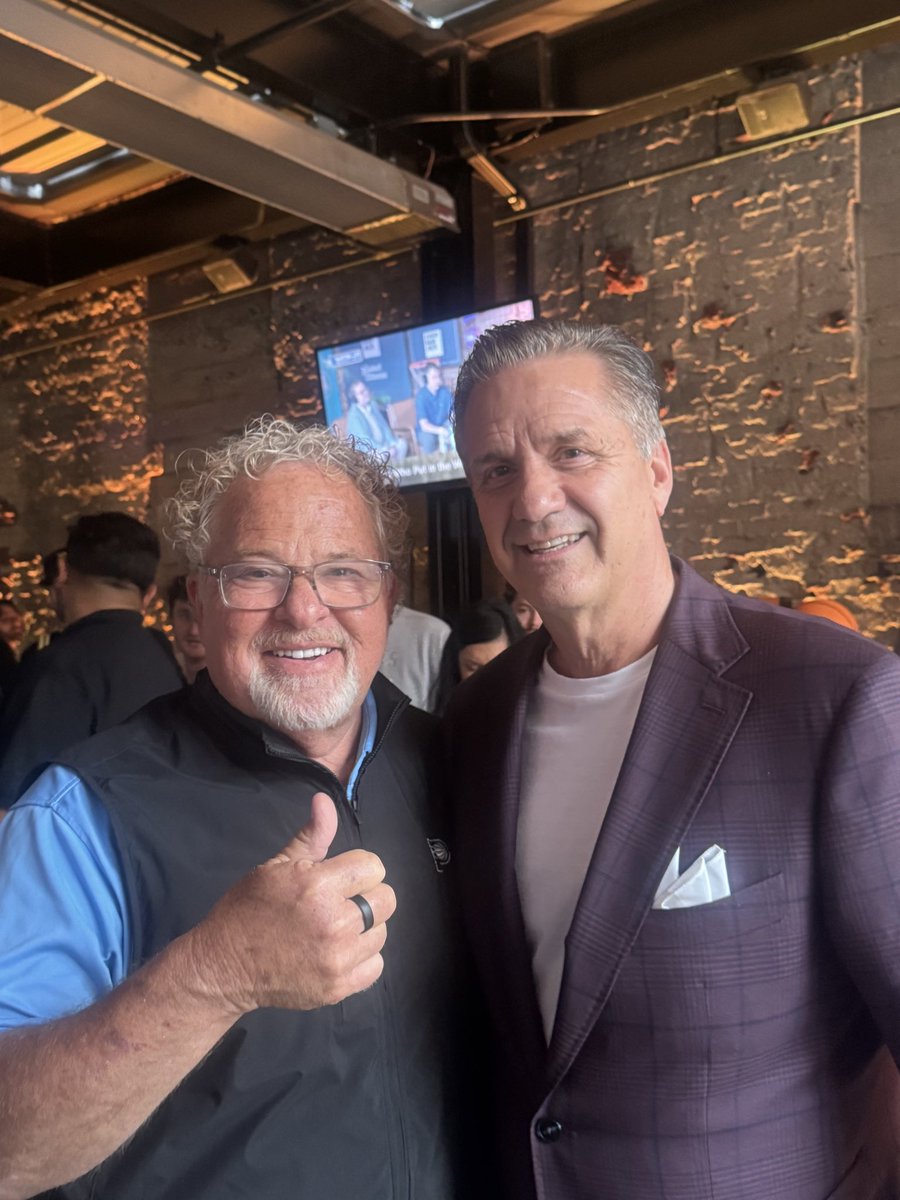 Eddie White tweet media