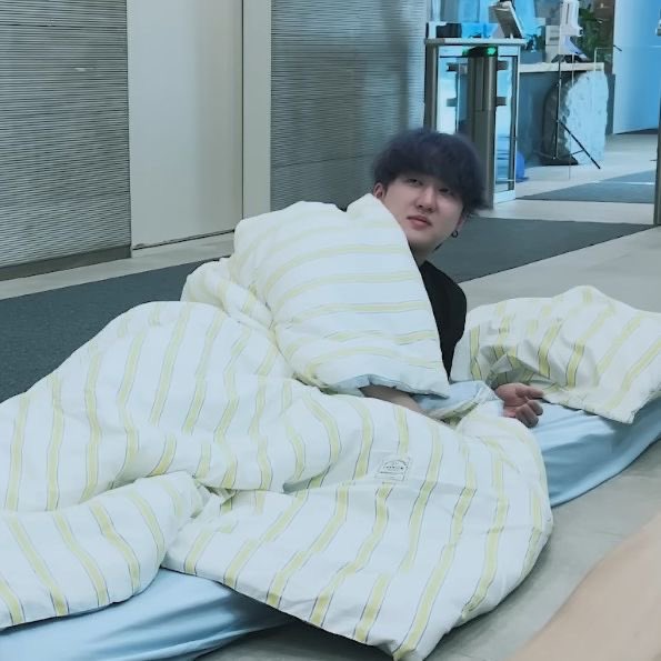 Cabonunevarkadasi tweet media