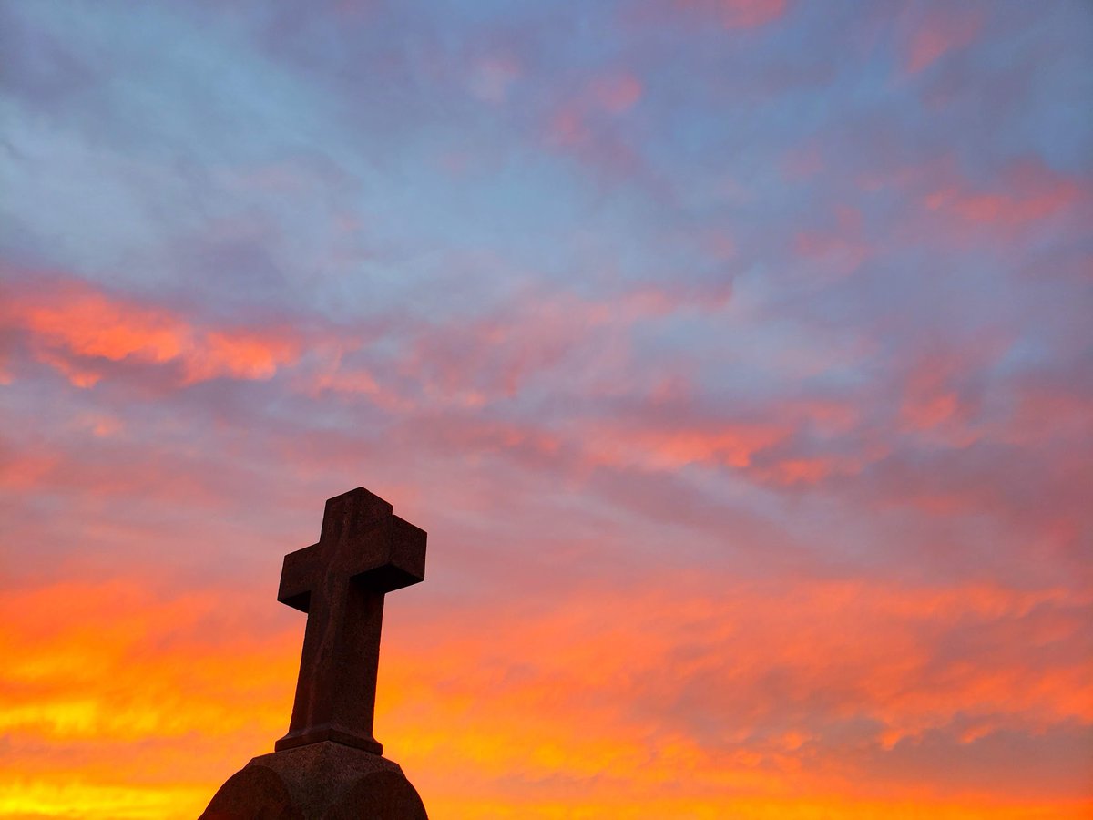 SoSMtweets's tweet photo. To our colleagues, friends, and followers who observe Good Friday, we hope today was a deeply moving beginning to your Easter weekend. #Easter #GoodFriday #Christian #interfaith #interfaithschool #interfaithministry https://t.co/Lo4wVaWEcP