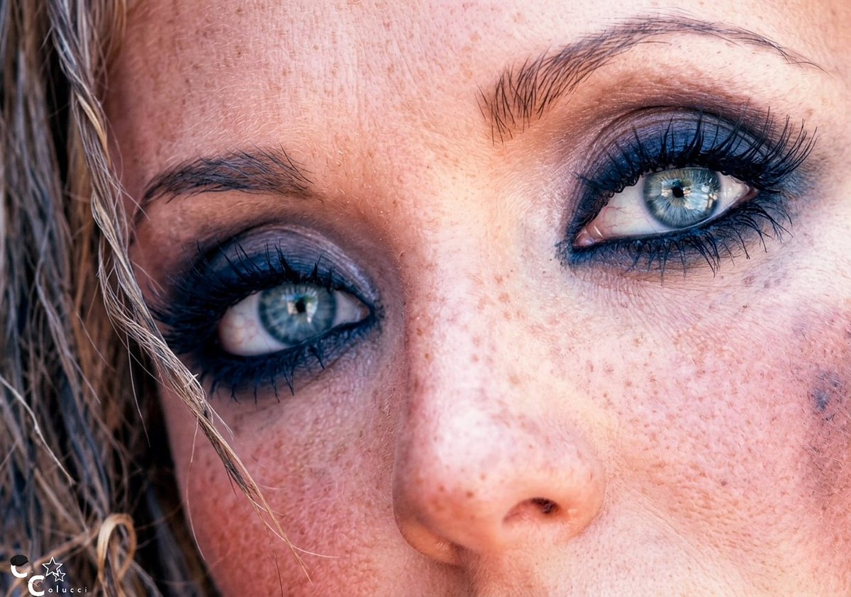 𝒞𝒶𝓂ℯ𝓇ℴ𝓃 𝒞ℴ𝓁𝓊𝒸𝒸𝒾☆ tweet media