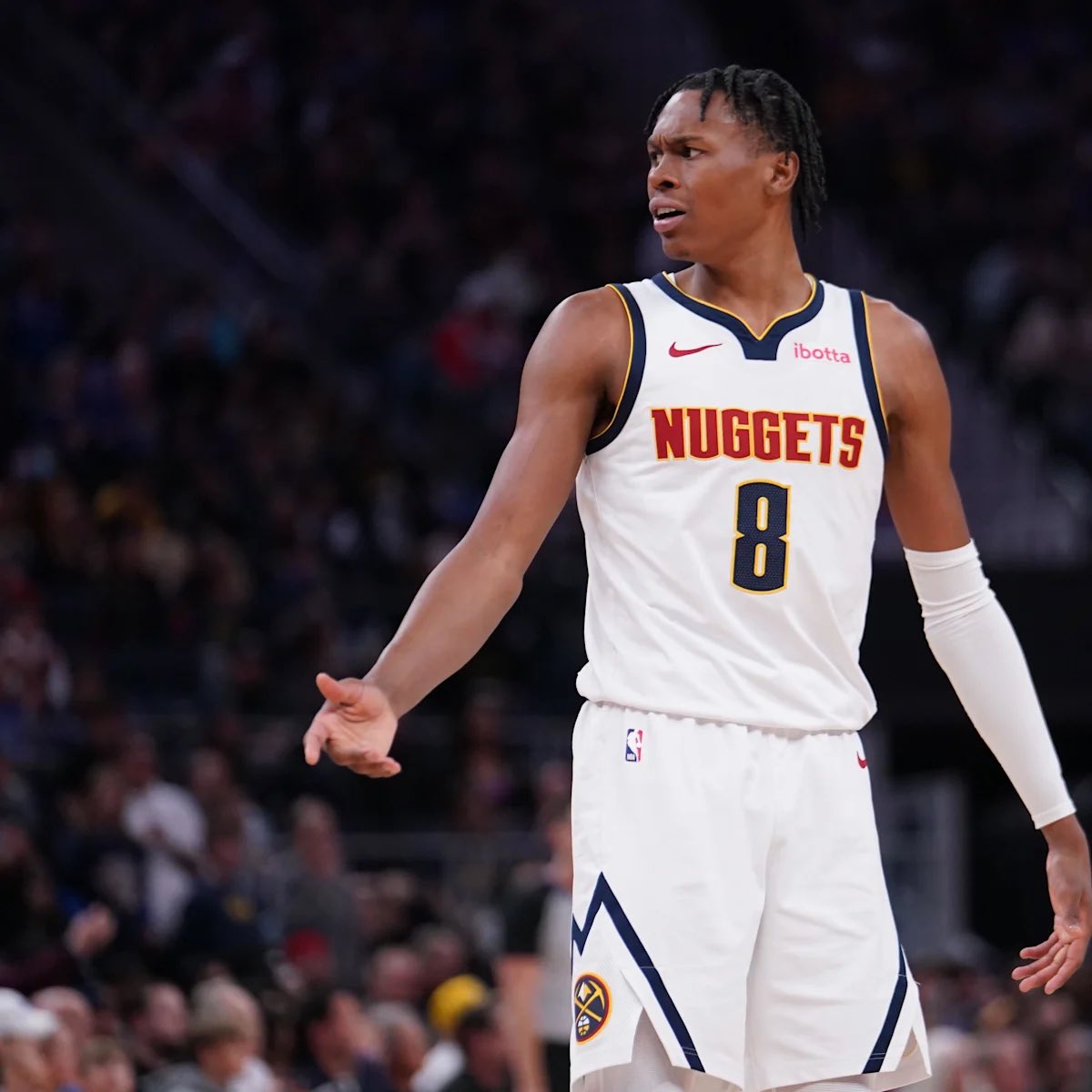 LakeShowYo tweet media