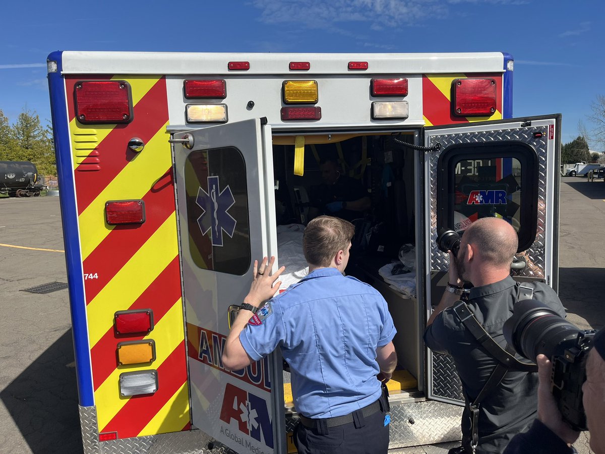 Portland Fire & Rescue tweet media