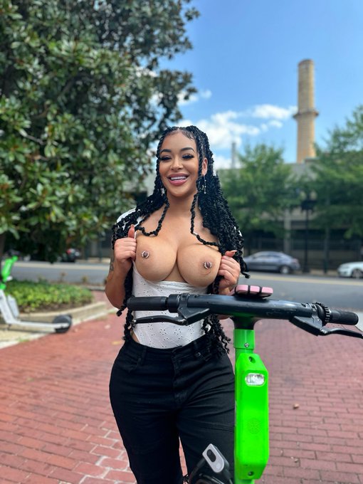 hairyannx's tweet photo. Can yours fit in between๐๐ #columbiasc #charlotte #charlottenc #704PLUG #clt #cltmeetups #scfreaks #scmeetups #scmeets #SouthCarolina #MyrtleBeach #myrtlebeachfreaks #mbsluts #charlestonfreaks https://t.co/BYjzbMXqGp