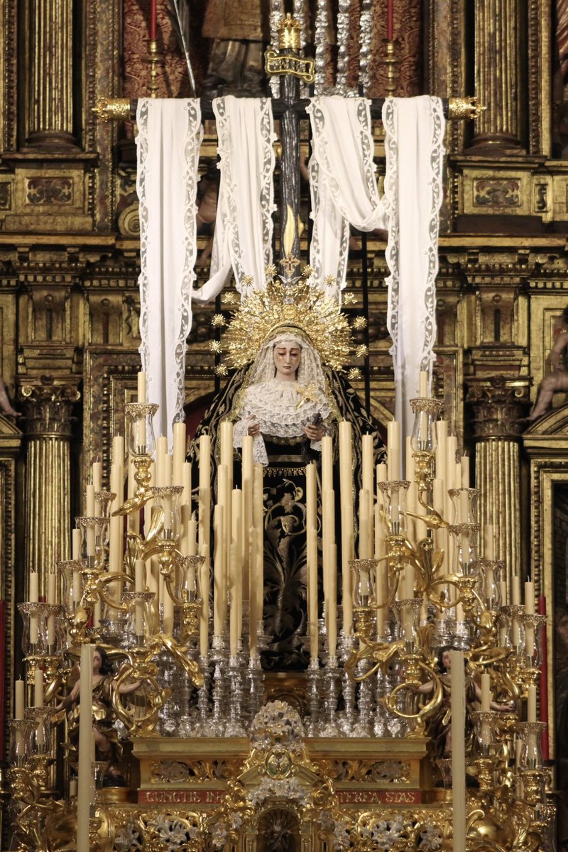 Ya es Sábado Santo en San Lorenzo. Se acabó la espera.

#SábadodeSoledad #SSantaSevilla26

📷 Jesús Bautista de Miguel