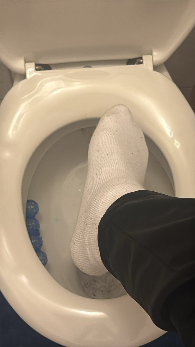 Master:Race tweet media