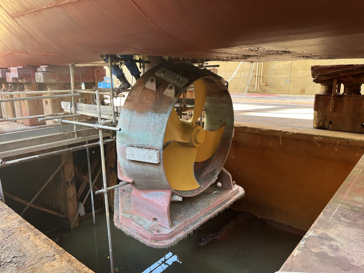 【公式】COMAI先生とみらいⅡ tweet media