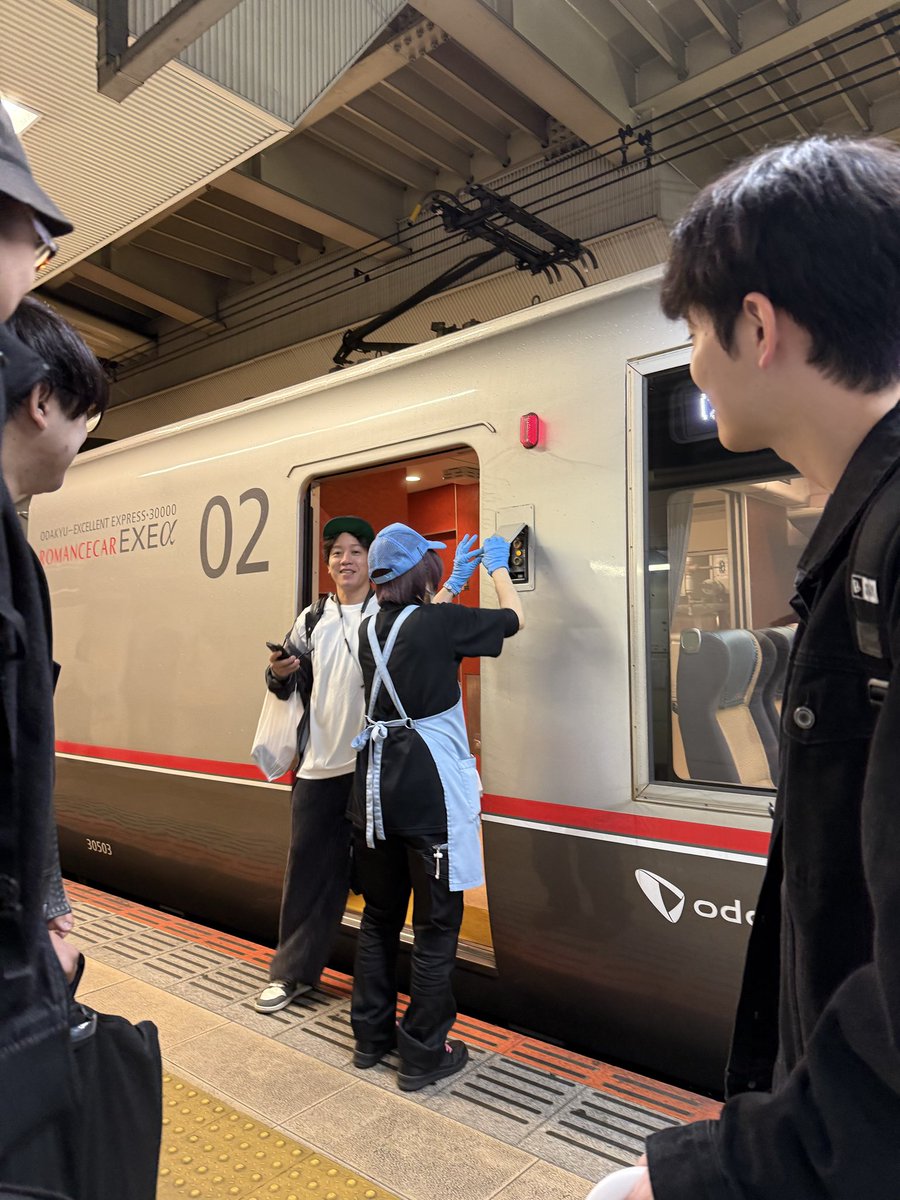 シュウペイ 【ぺこぱ】 tweet media