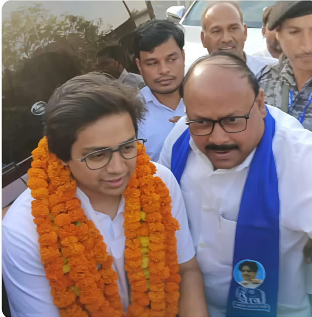 PalVishwnathbsp's tweet photo. बहुजन समाज की आशा एवं प्रेरणा, शिक्षित, योग्य एवं प्रखर वक्ता,बहुजन समाज पार्टी के राष्ट्रीय समन्वयक माननीय श्री आकाश आनंद जी को जन्मदिन की हार्दिक बधाई एवं शुभकामनाएं। @AnandAkash_BSP जी https://t.co/ctbk8teZ2u