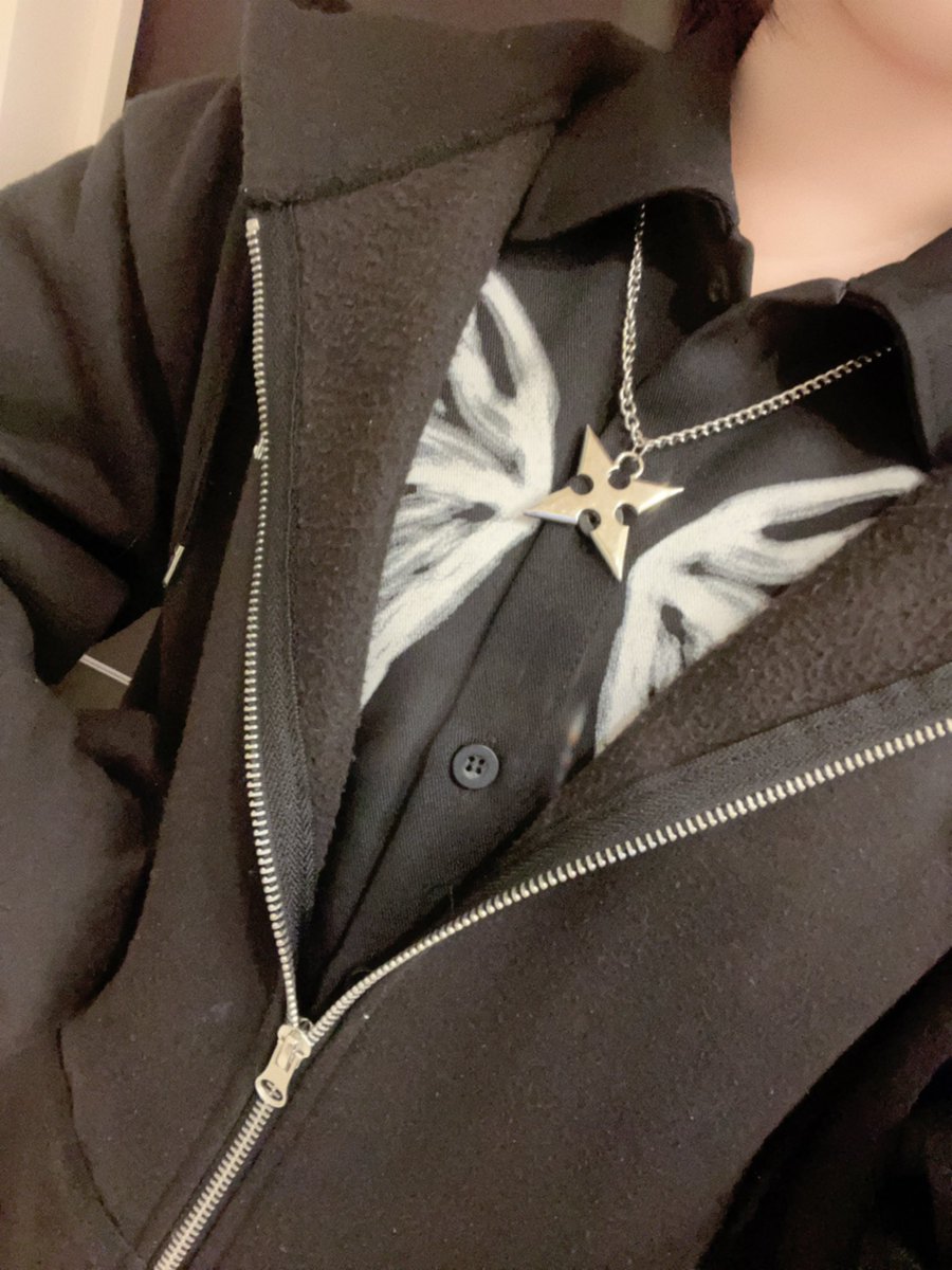 今日自我で行くから目印〜！
13時前には池袋着きます٩( ᐛ )و