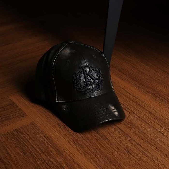 GilangSuges's tweet photo. WTS Topi Black Leather
Minus Pemakaian
Toko Oren On
#zonauangㅤ #zonajajan #rucas https://t.co/NIbqCwG48R