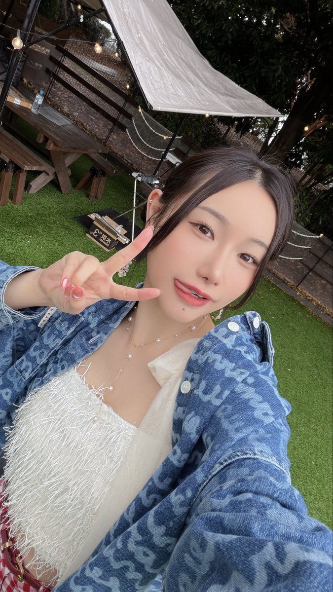 三葉ちはる tweet media