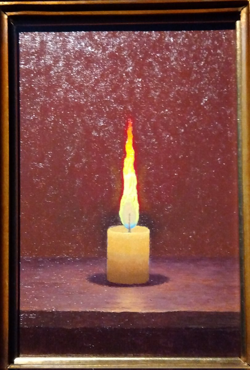 k92124_1657's tweet image. 作品名《蝋燭》が10点以上出品されてました。炎の強さが、絵具の色の使い分けで表現されているのが、近くで見るとよくわかりました。静かな闇の空間を照らす炎の強弱が感じられます。
＃大阪中之島美術館　＃高島野十郎展