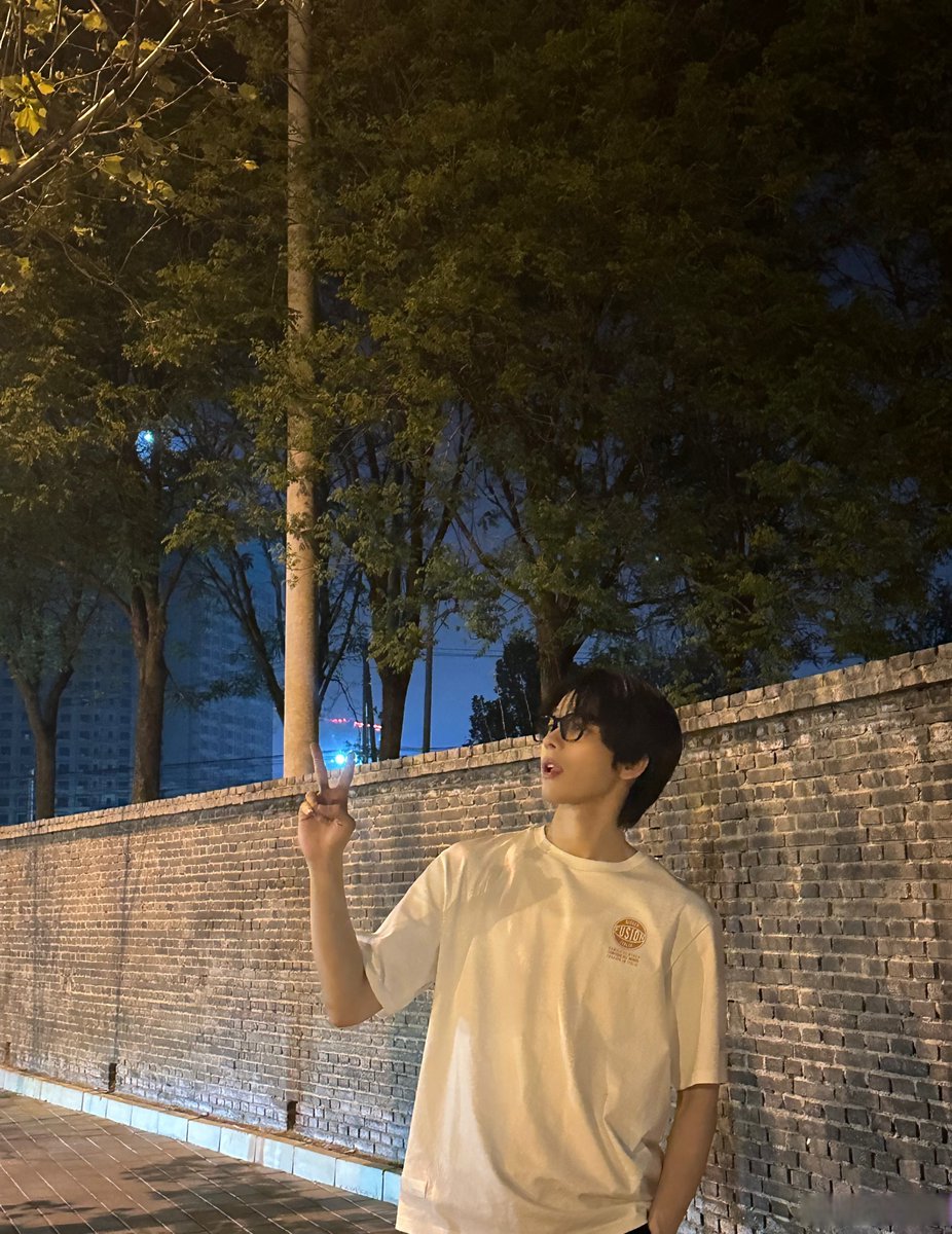 caveryoo tweet media