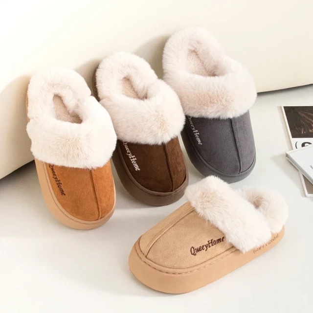 cozypiecesstore's tweet image. Cloud-soft comfort for every step ☁️🧸
These plush cotton slippers keep your feet warm whether you’re lounging inside or stepping out real quick.

Slip into comfort now 👇
cozypieces.com/collections/kn…

#slippers #cozyvibes #everydaycomfort #loungewear #staywarm #homeshoes