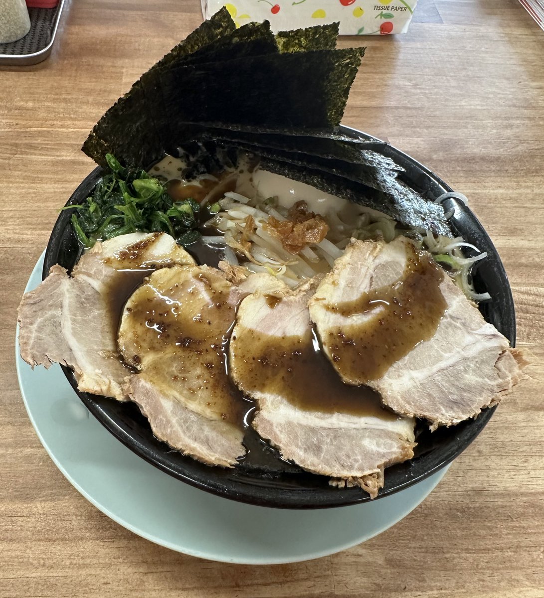 ベントリー tweet media