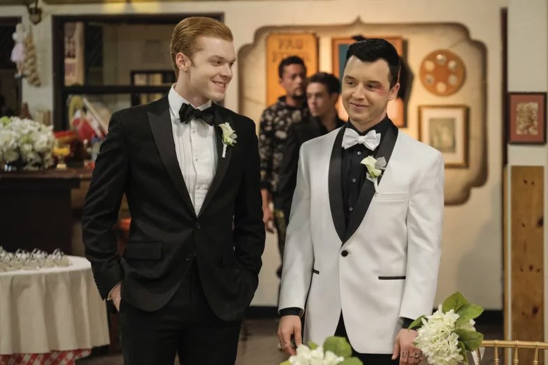 alex ☆ tweet media