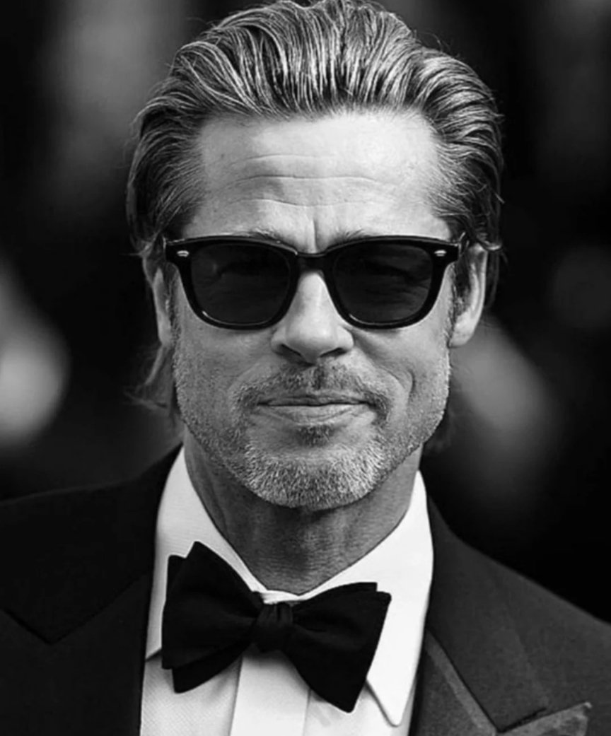 663Renegade's tweet image. #bradpitt 
#because 
#bestever 
#BradForever
Black and white