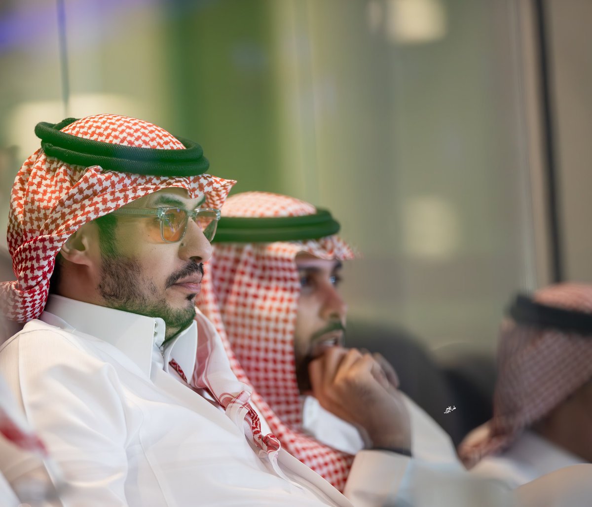 TSA_ALsaud's tweet photo. الأمير تركي بن سلمان أثناء تواجده بمباراة #النصر_النجمه https://t.co/SA6Kud4lAQ